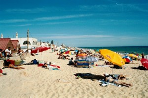 ptg2001_523_faro_spiaggia