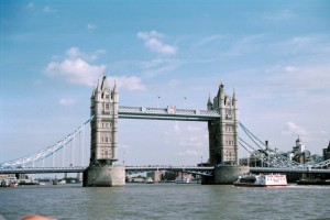 crn2003_214_london_tower_bridge